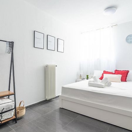 Modern Studio Near Downtown 이라클리온 외부 사진