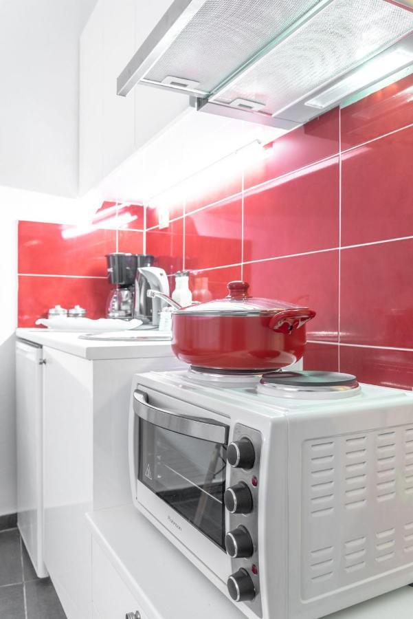Modern Studio Near Downtown 이라클리온 외부 사진