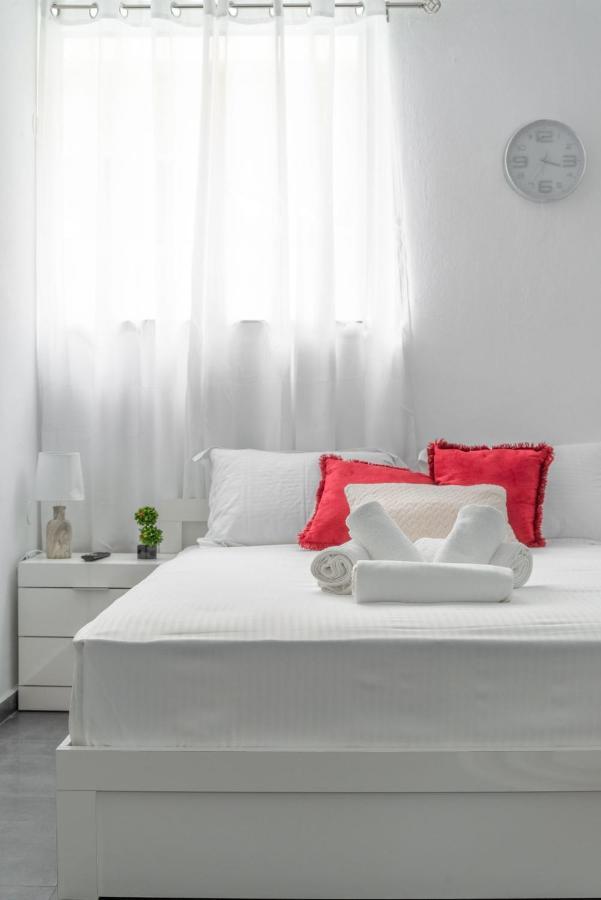 Modern Studio Near Downtown 이라클리온 외부 사진